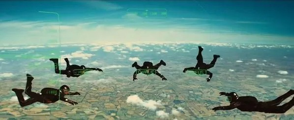 跳伞求生手游官方下载和咒怨有哪些版本,数据整合方案实施 WP版_v2.716